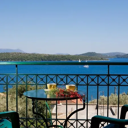 Daire Niriides Nydri (Lefkada)